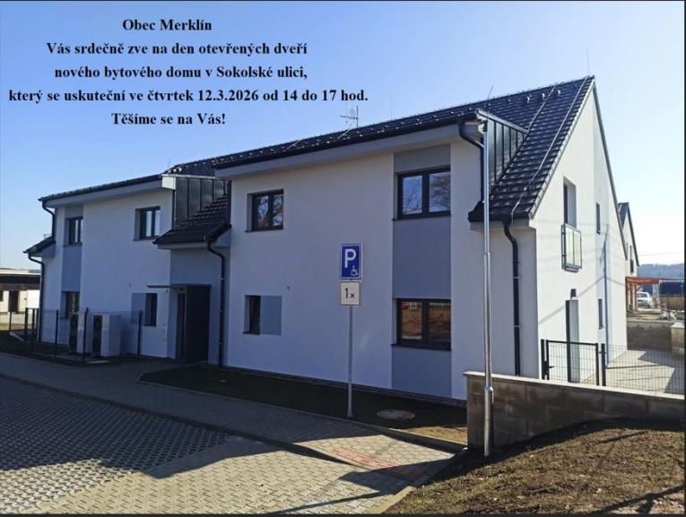 den otevřených dveří